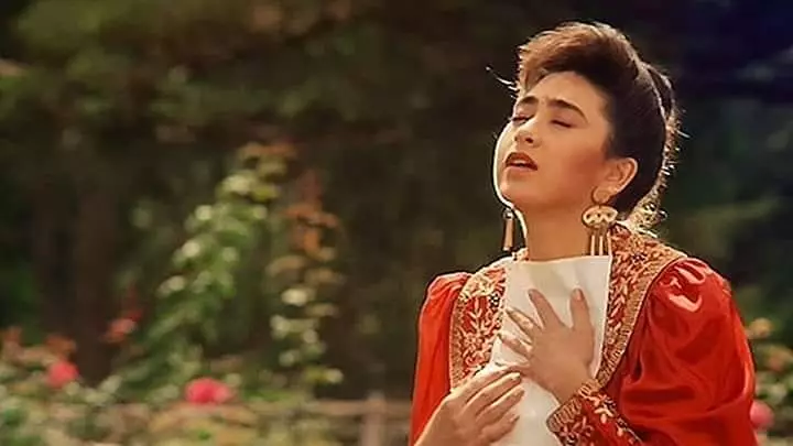 potret lawas karisma kapoor Instagram