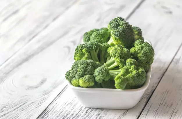 Makanan pembasmi bau mulut © 2020 brilio.net Makanan pembasmi bau mulut © 2020 brilio.net