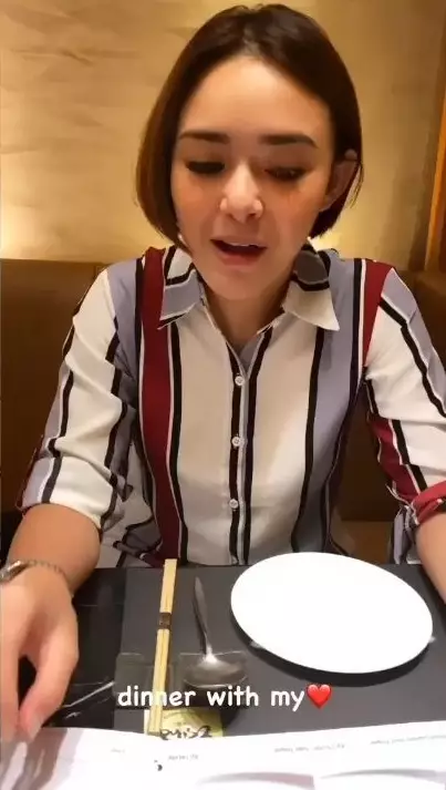 seleb rambut super pendek Instagram seleb rambut super pendek Instagram