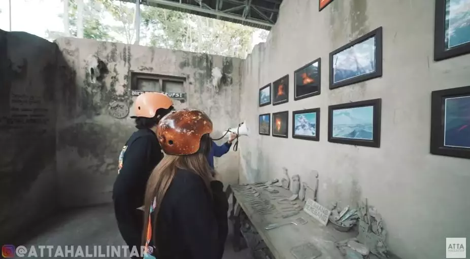 Potret liburan Atta &  Aurel © 2020 YouTube/Atta Halilintar Potret liburan Atta &  Aurel © 2020 YouTube/Atta Halilintar