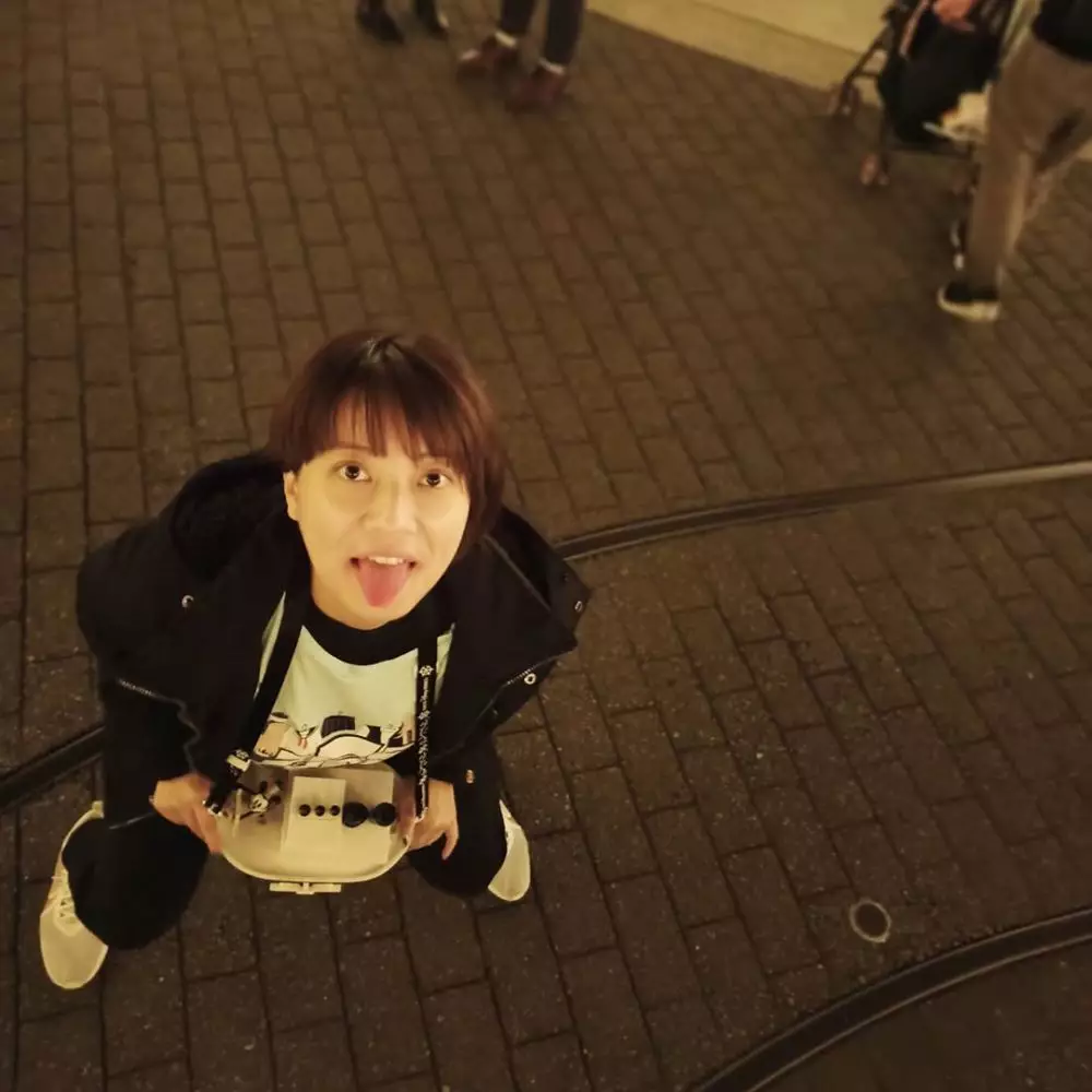 Potret terbaru Leony Trio Lwek Kwek © 2020 Instagram/@leonyvh Potret terbaru Leony Trio Lwek Kwek © 2020 Instagram/@leonyvh