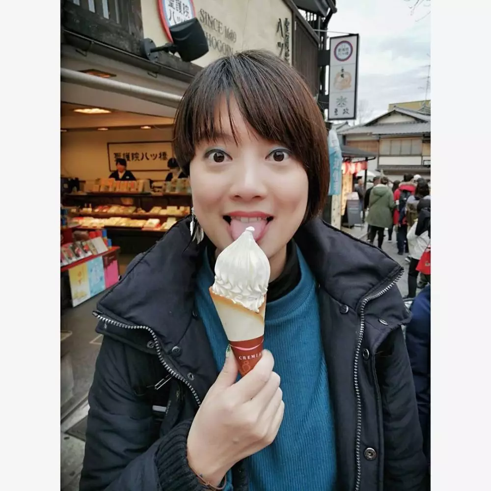 Potret terbaru Leony Trio Lwek Kwek © 2020 Instagram/@leonyvh Potret terbaru Leony Trio Lwek Kwek © 2020 Instagram/@leonyvh