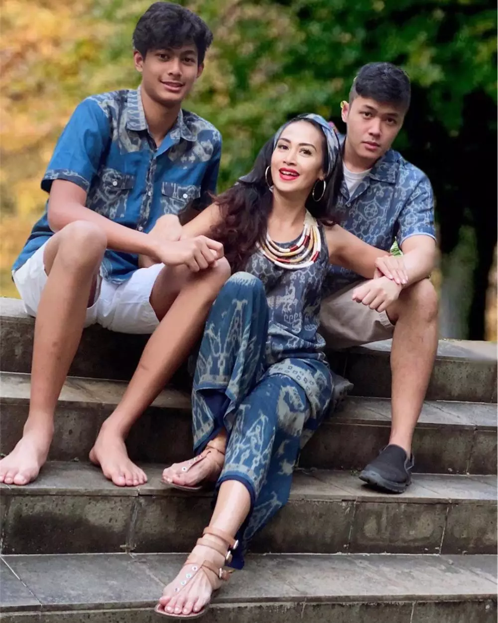 Potret Diah Pematasari dan kedua anaknya © 2020 Instagram/@dps_diahpermatasari Potret Diah Pematasari dan kedua anaknya © 2020 Instagram/@dps_diahpermatasari