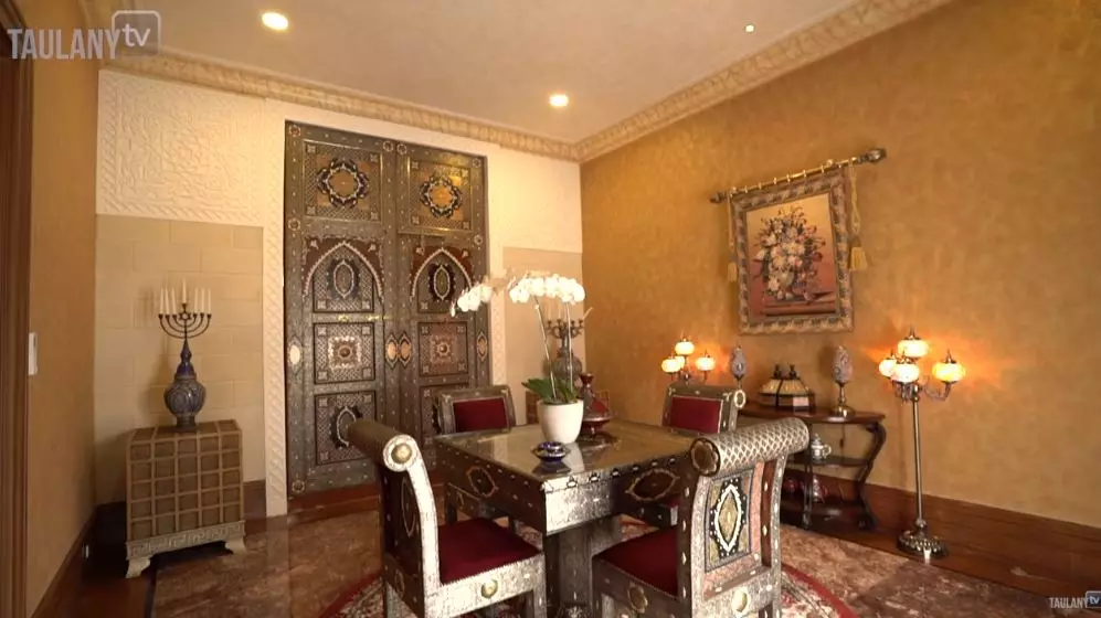 Potret rumah mewah Bambang Soesatyo © 2020 YouTube/Taulany TV