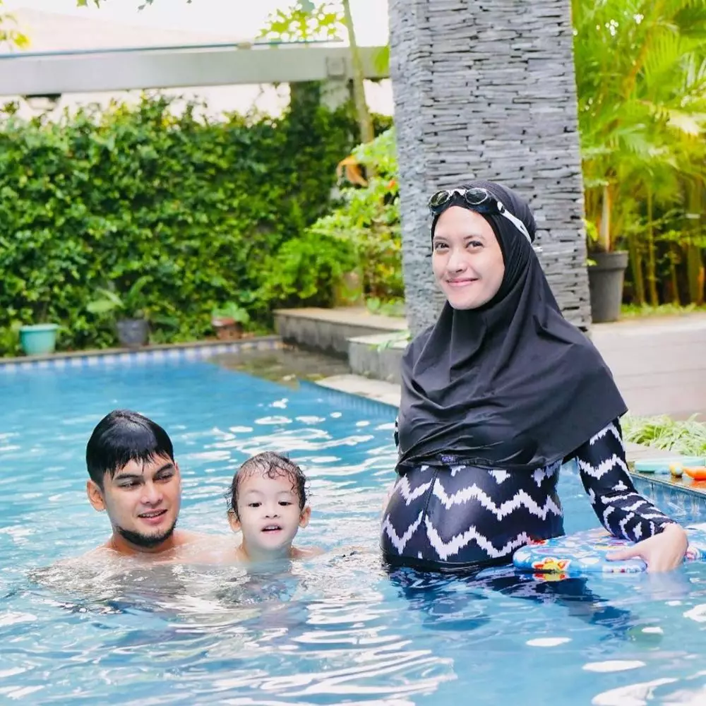 baby bump adhitya putri Instagram