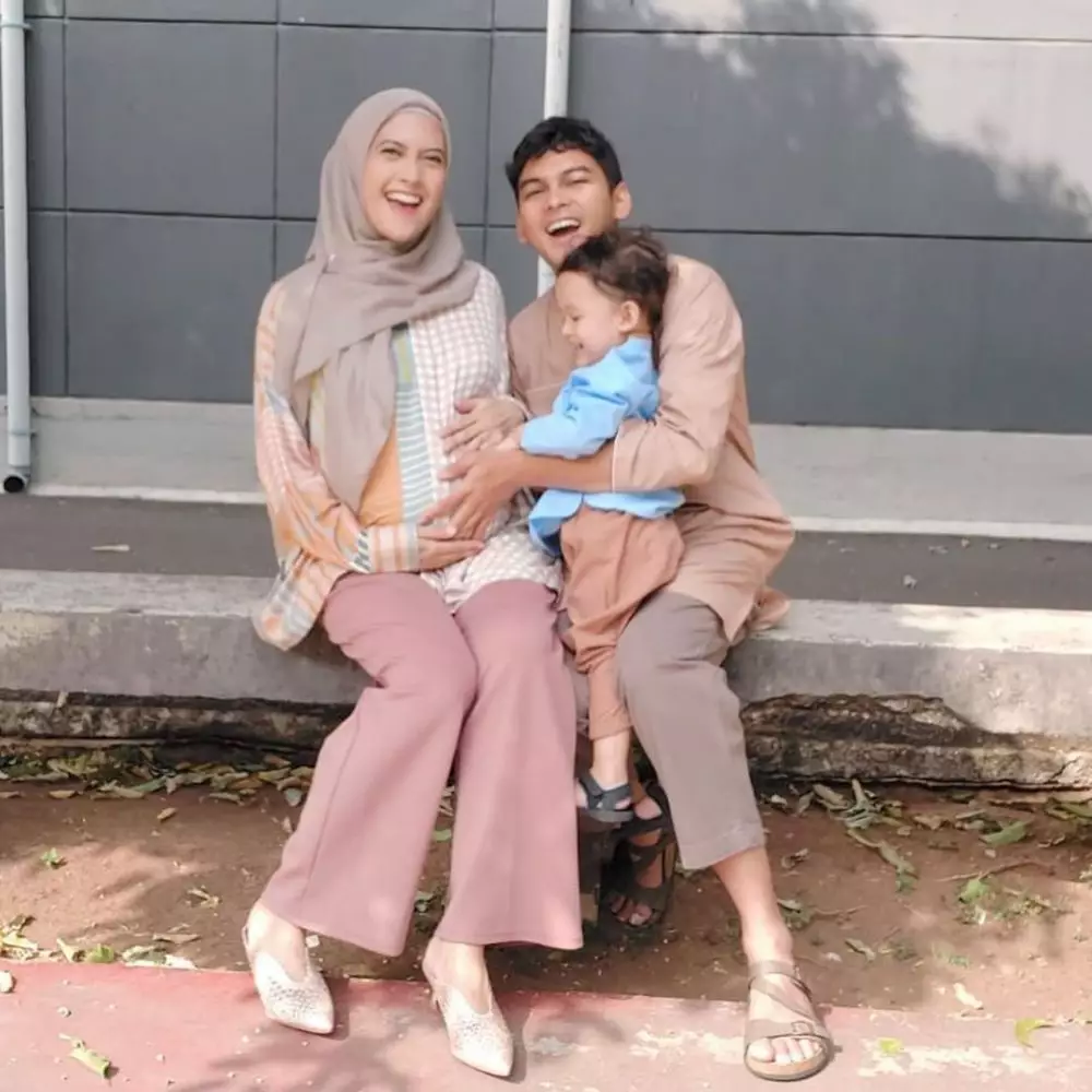 baby bump adhitya putri Instagram