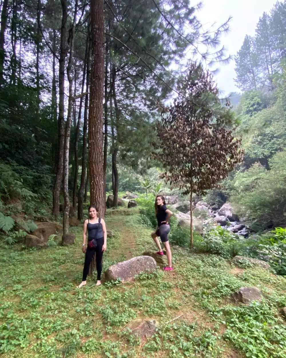 Yasmine Wildblood plesir ke Bogor Instagram