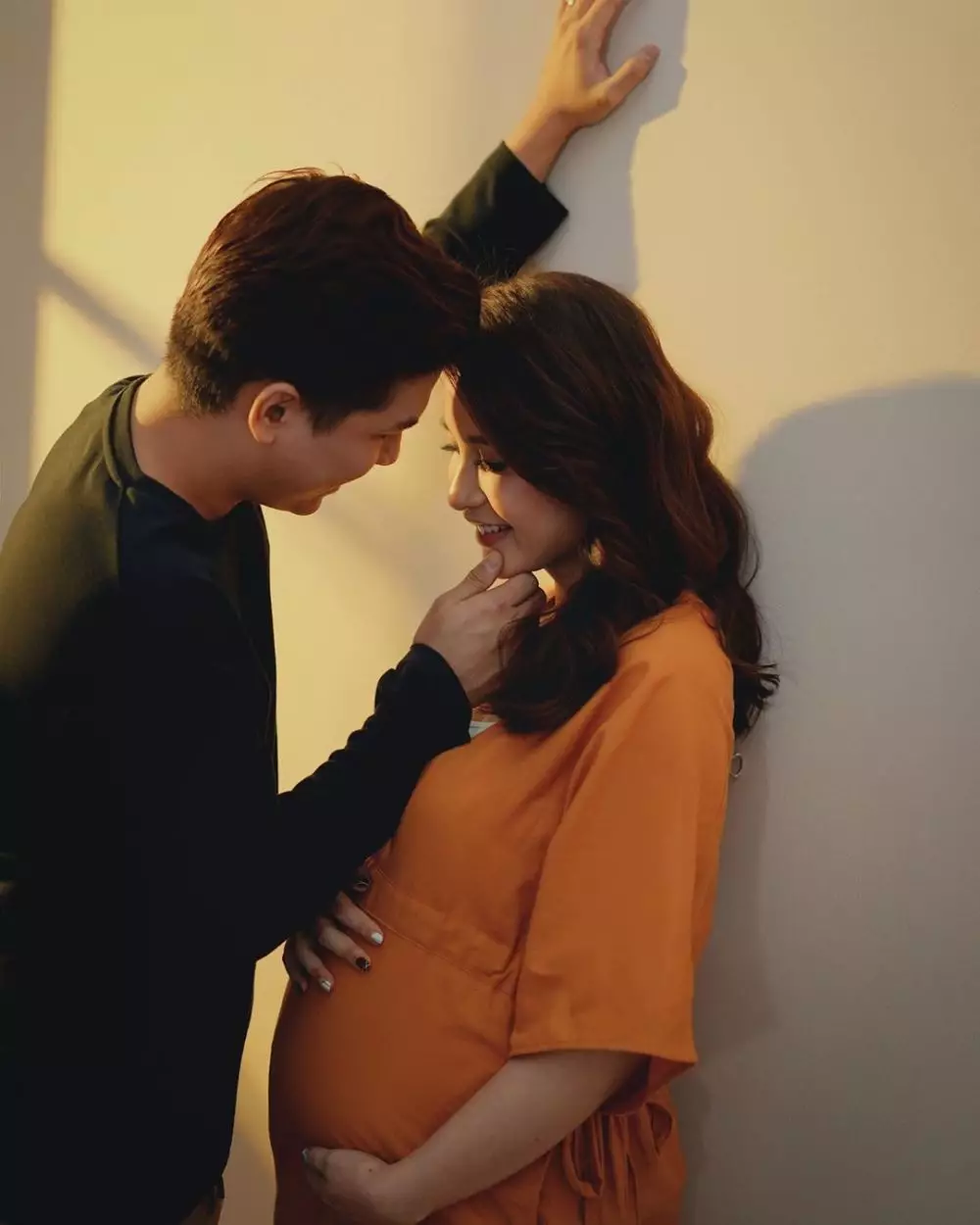 Potret maternity shoot terbaru Chelsea Olivia  © 2020 Instagram Potret maternity shoot terbaru Chelsea Olivia  © 2020 Instagram