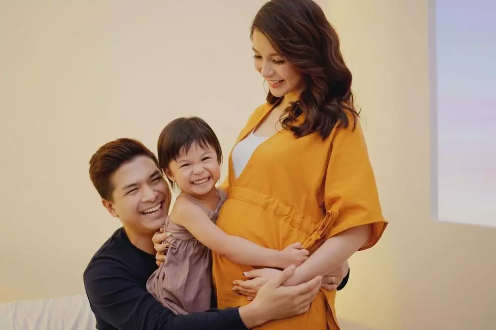 Potret maternity shoot terbaru Chelsea Olivia  © 2020 Instagram Potret maternity shoot terbaru Chelsea Olivia  © 2020 Instagram