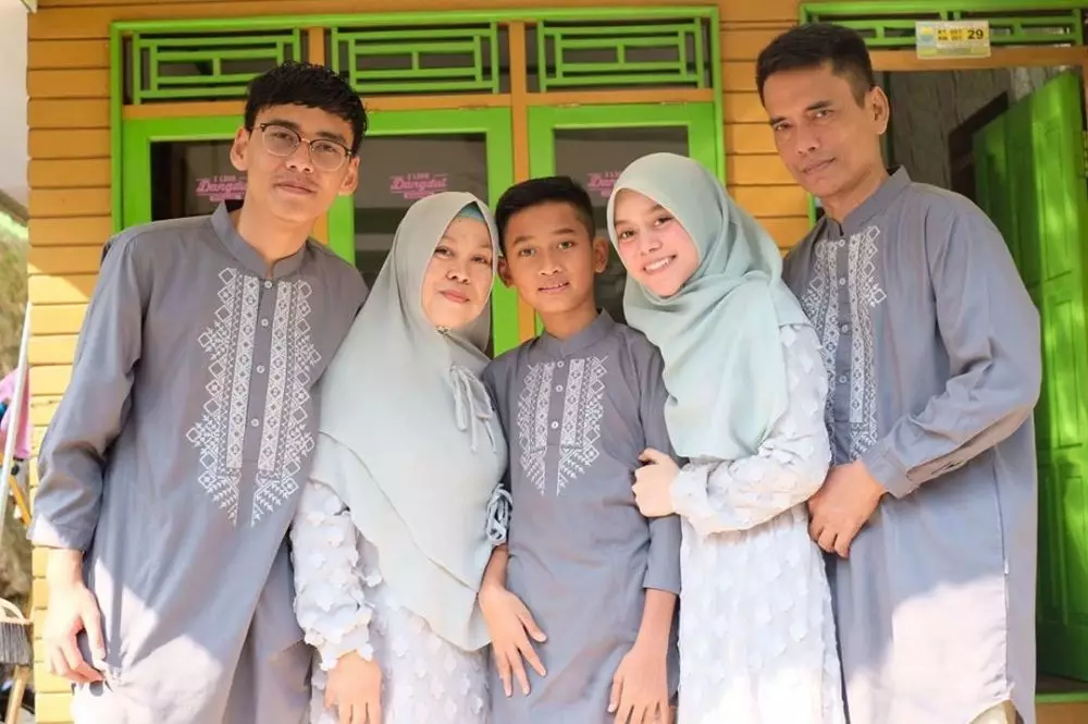 kebersamaan Lesty Kejora & keluarga Instagram kebersamaan Lesty Kejora & keluarga Instagram