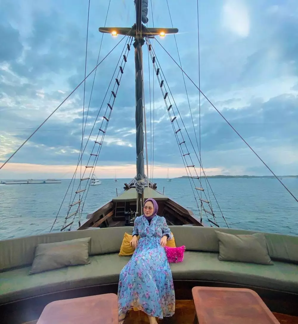 Rachel liburan di Sumba © 2020 brilio.net Rachel liburan di Sumba © 2020 brilio.net