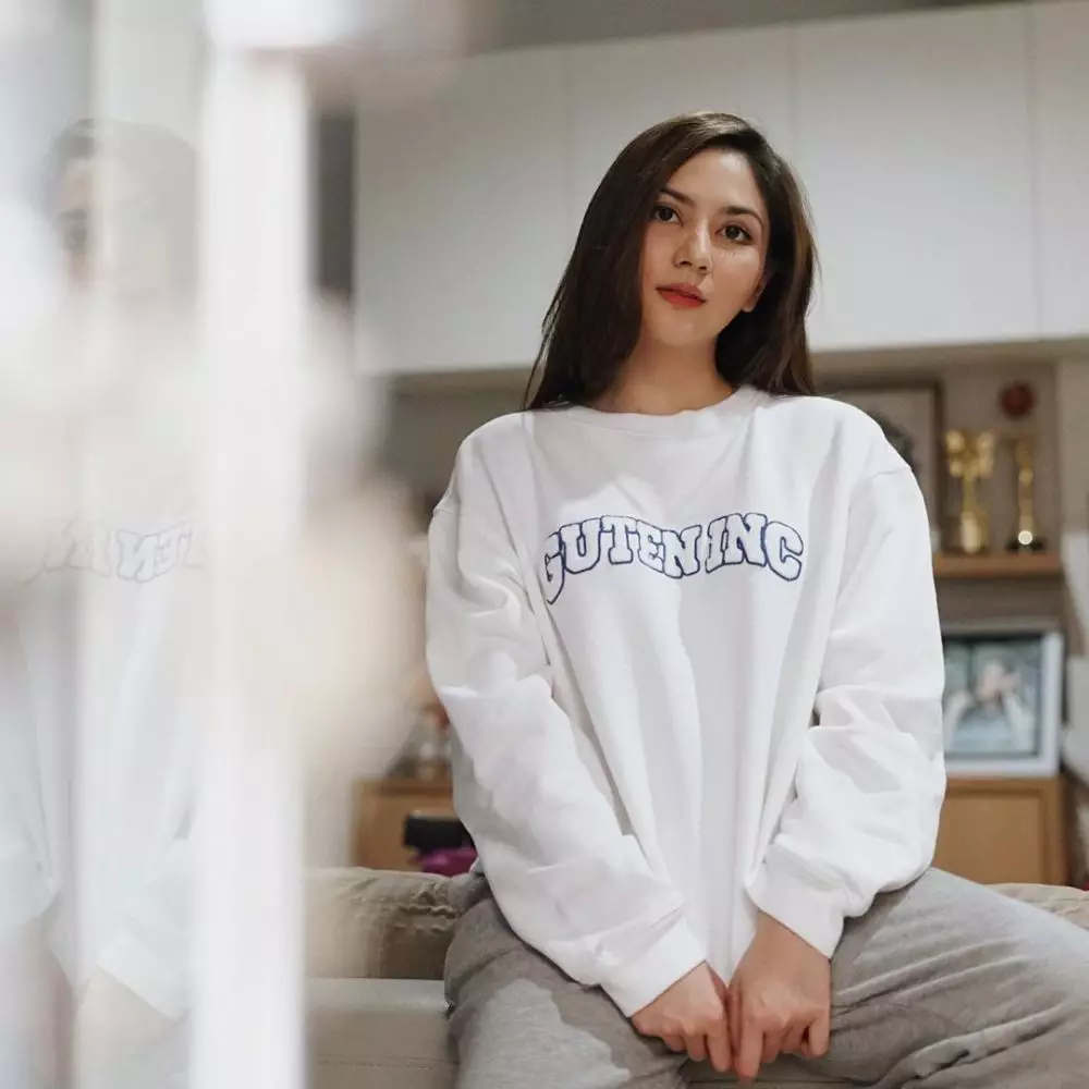 curahan hati Jessica Mila idap skoliosis © 2020 Instagram/@jscmila