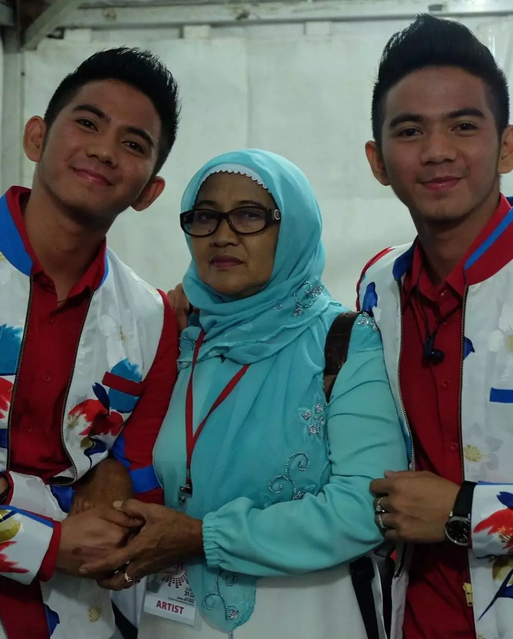 potret kebersamaan Rizki D'Academy dan ibunda © 2020 Instagram/da2_rizki123 potret kebersamaan Rizki D'Academy dan ibunda © 2020 Instagram/da2_rizki123