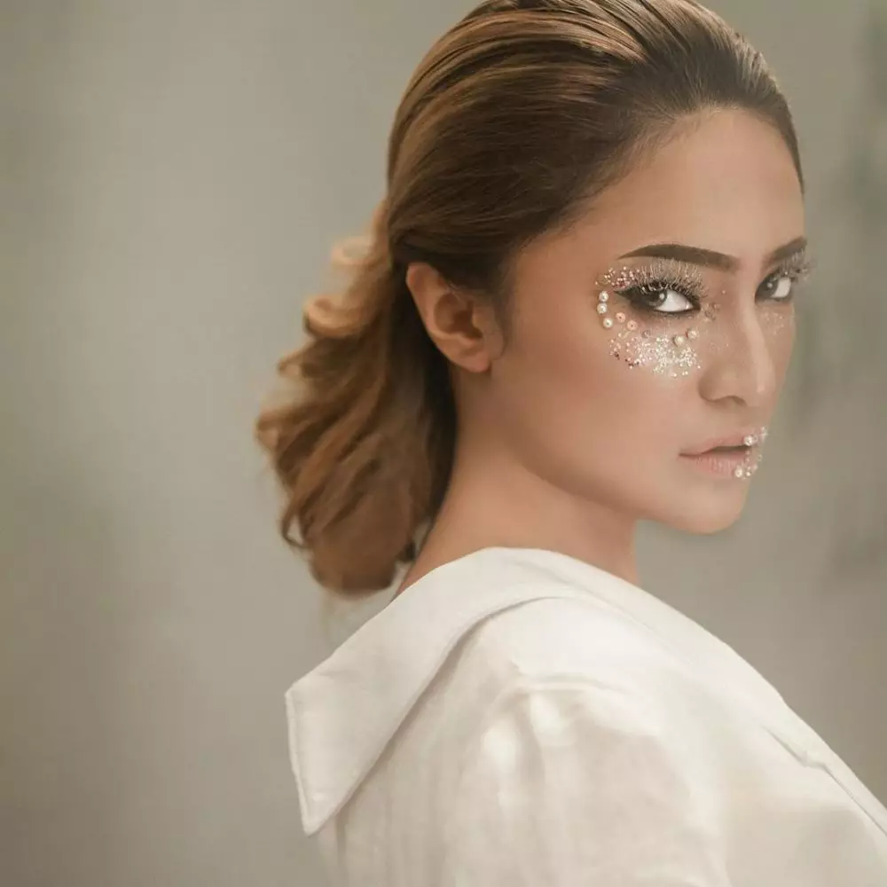 Gaya pemotretan Marshanda © 2020 Instagram/marshanda99