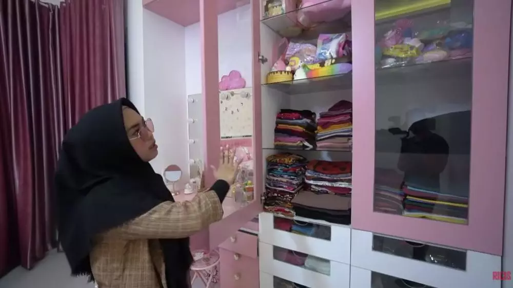 kamar Ria Ricis YouTube