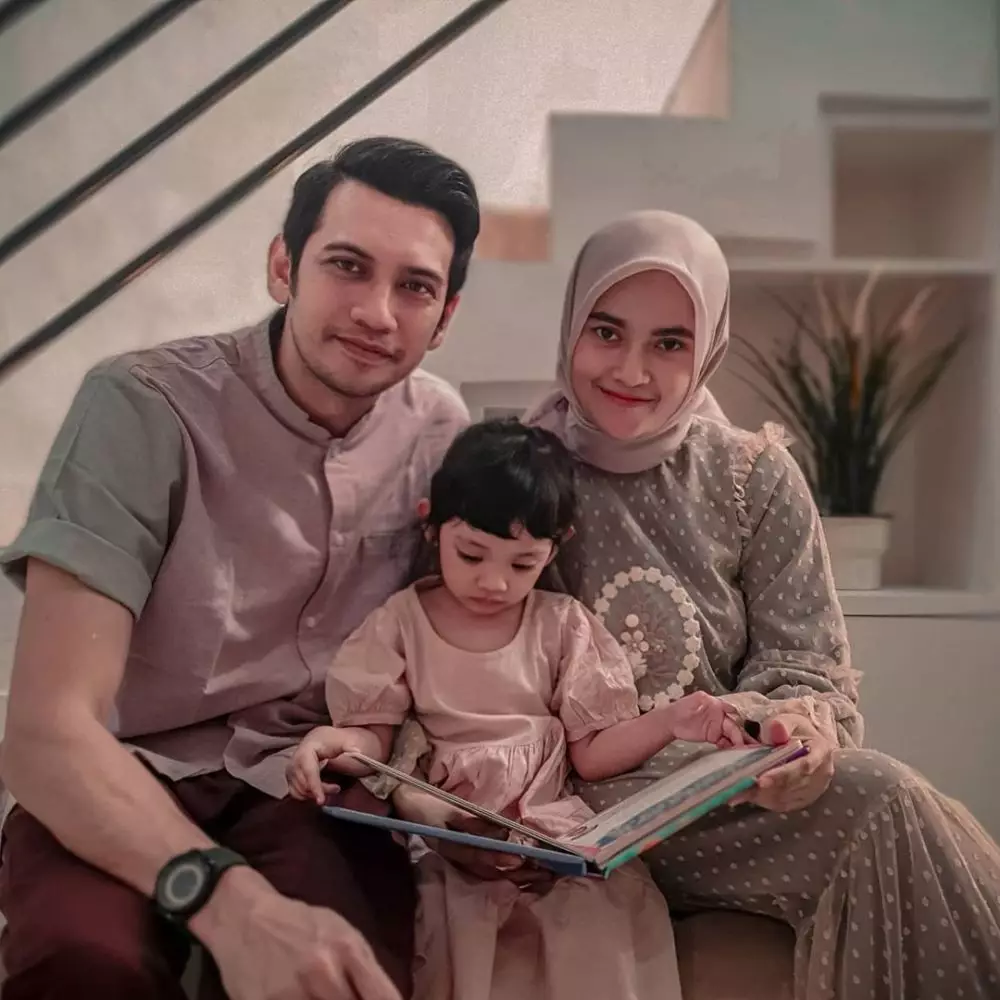 potret bukti Teuku Mirza & istri harmonis © 2020 Instagram/teukumirza