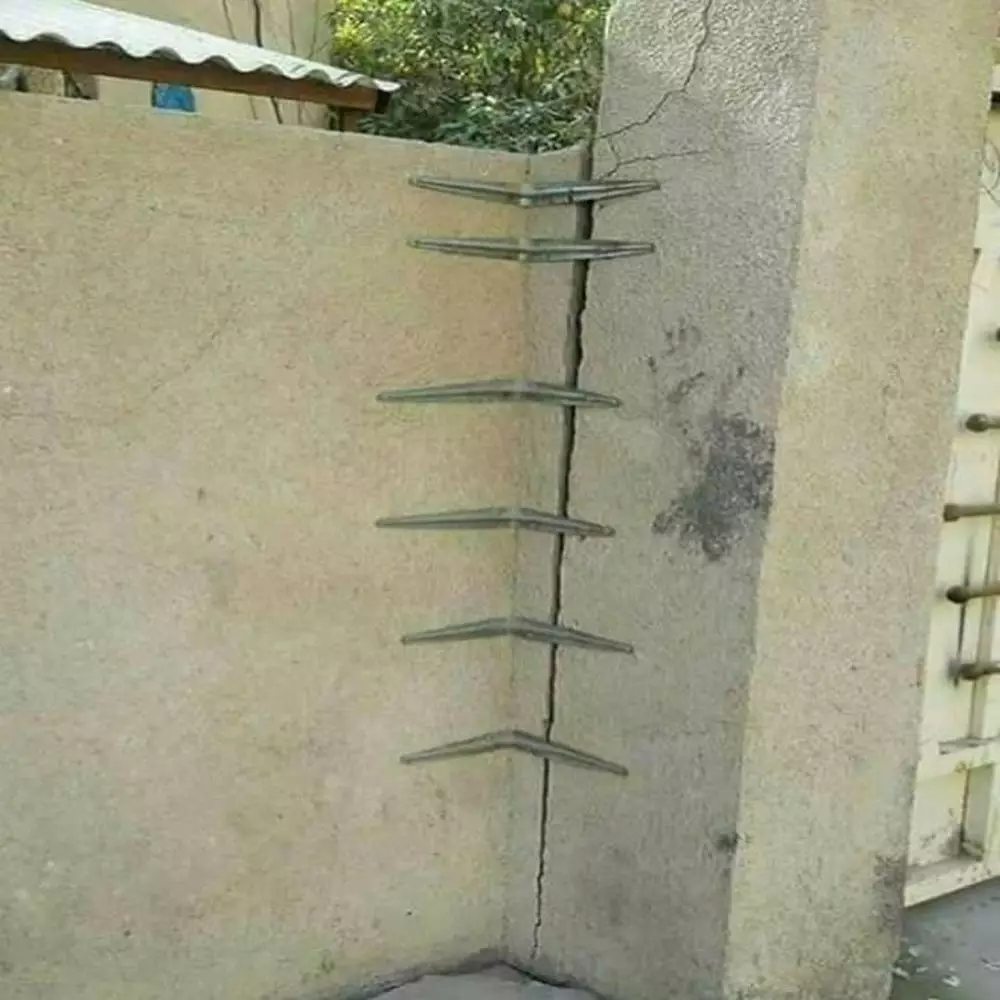 betulkan konstruksi bangunan Berbagai Sumber