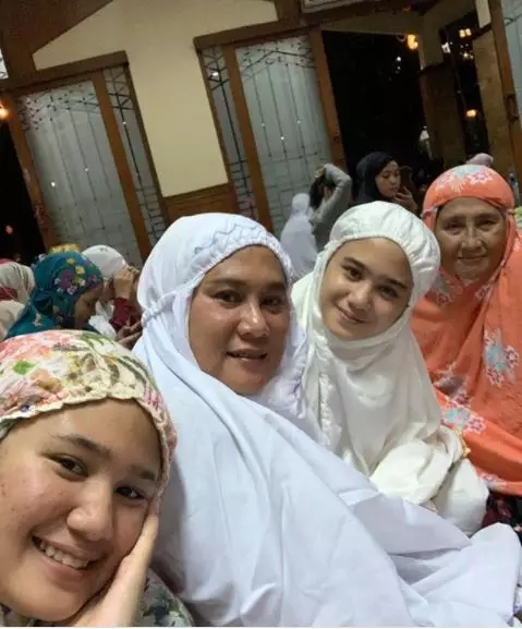 tissa dan mama Instagram tissa dan mama Instagram
