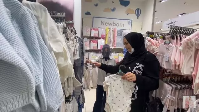 momen persiapan kelahiran ciky berbagai sumber