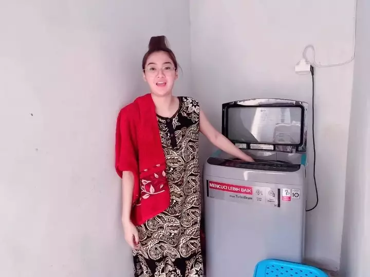 keseharian Nella Kharisma instagram