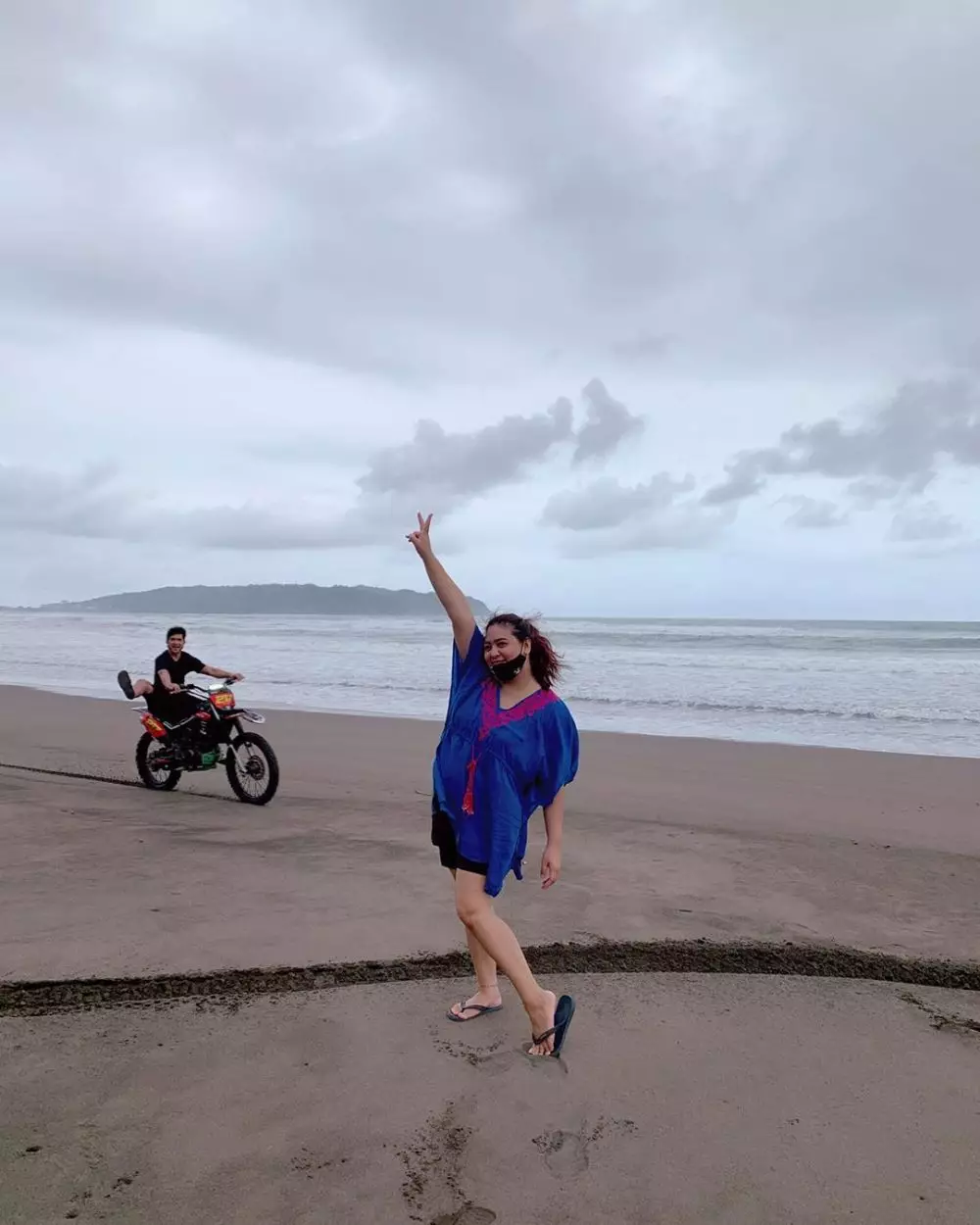 Audy ke Pangandaran Instagram