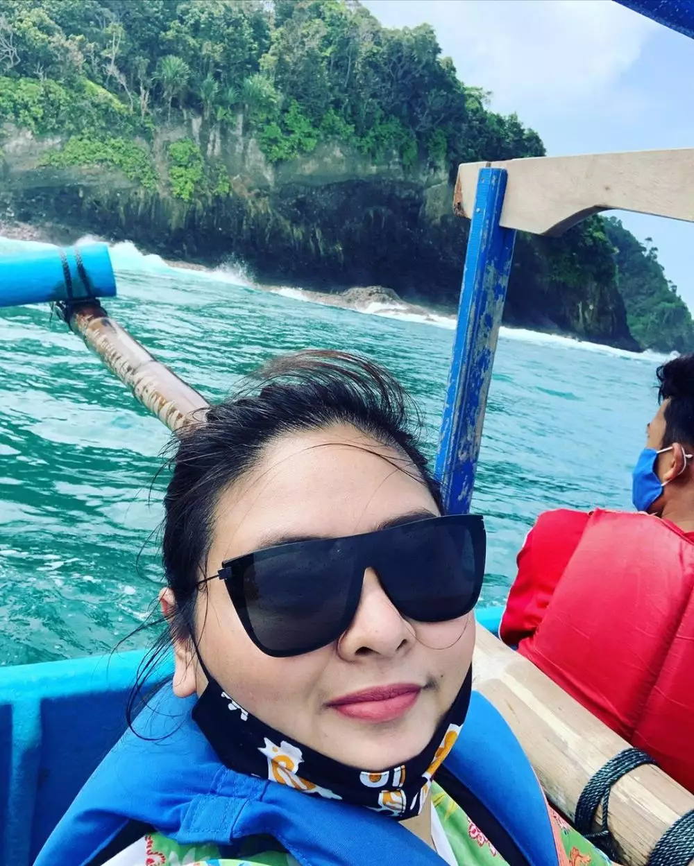 Audy ke Pangandaran Instagram
