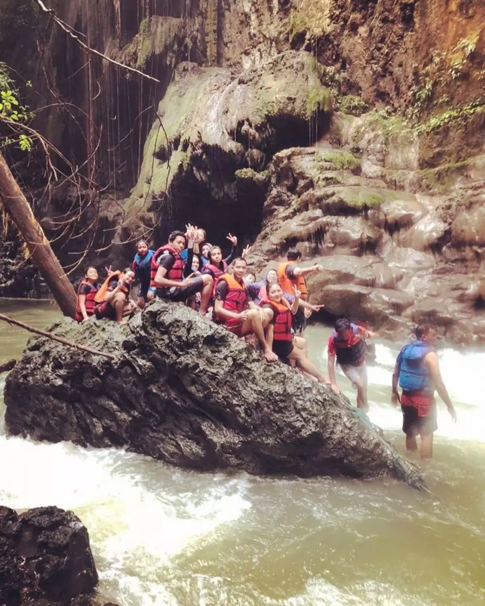 Audy ke Pangandaran Instagram