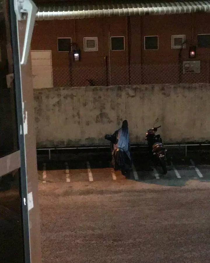 penampakan seram di tempat umum © 2020 instagram.com