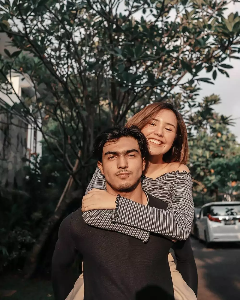 potret kebersamaan beby tsabina dan kakak © 2020 Instagram