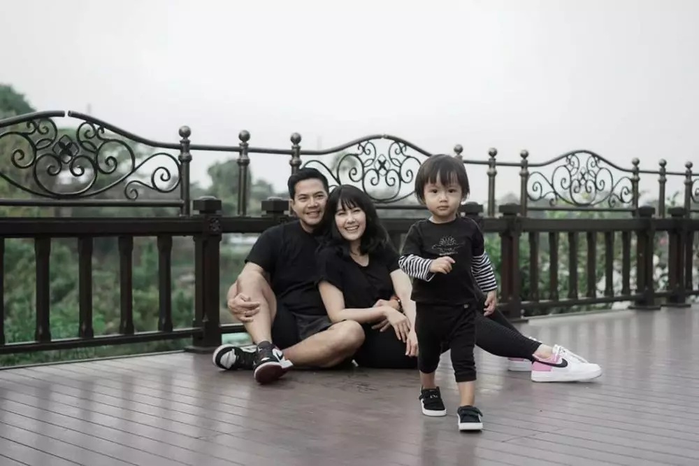 momen liburan ardina rasti dan keluarga © 2020 Instagram/@ardinarasti6 momen liburan ardina rasti dan keluarga © 2020 Instagram/@ardinarasti6