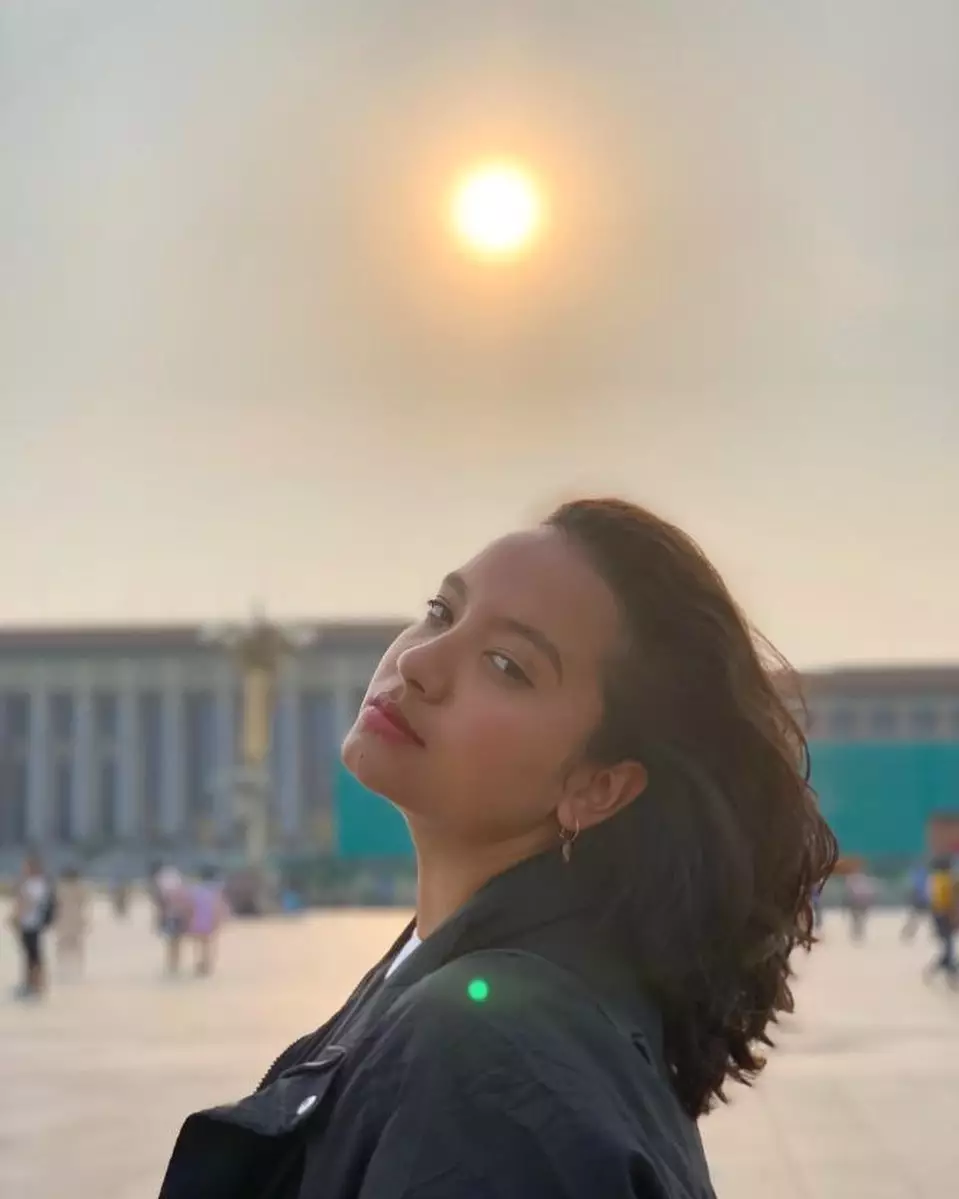 10 Potret Gloria Natapraja Instagram