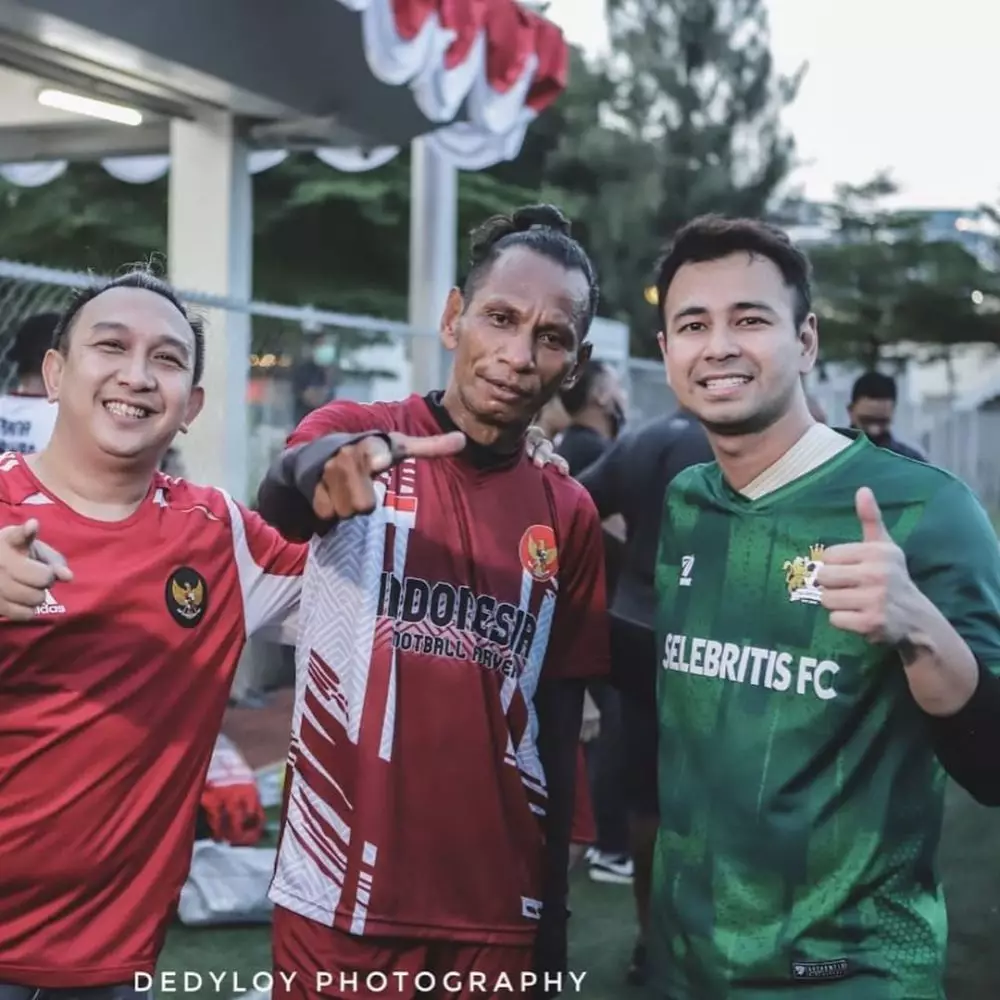 Raffi Ahmad main bola  © 2020 brilio.net Raffi Ahmad main bola  © 2020 brilio.net