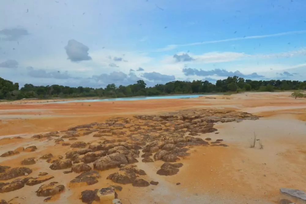 Gurun Telaga Biru Bintan Kepri © 2020 brilio.net