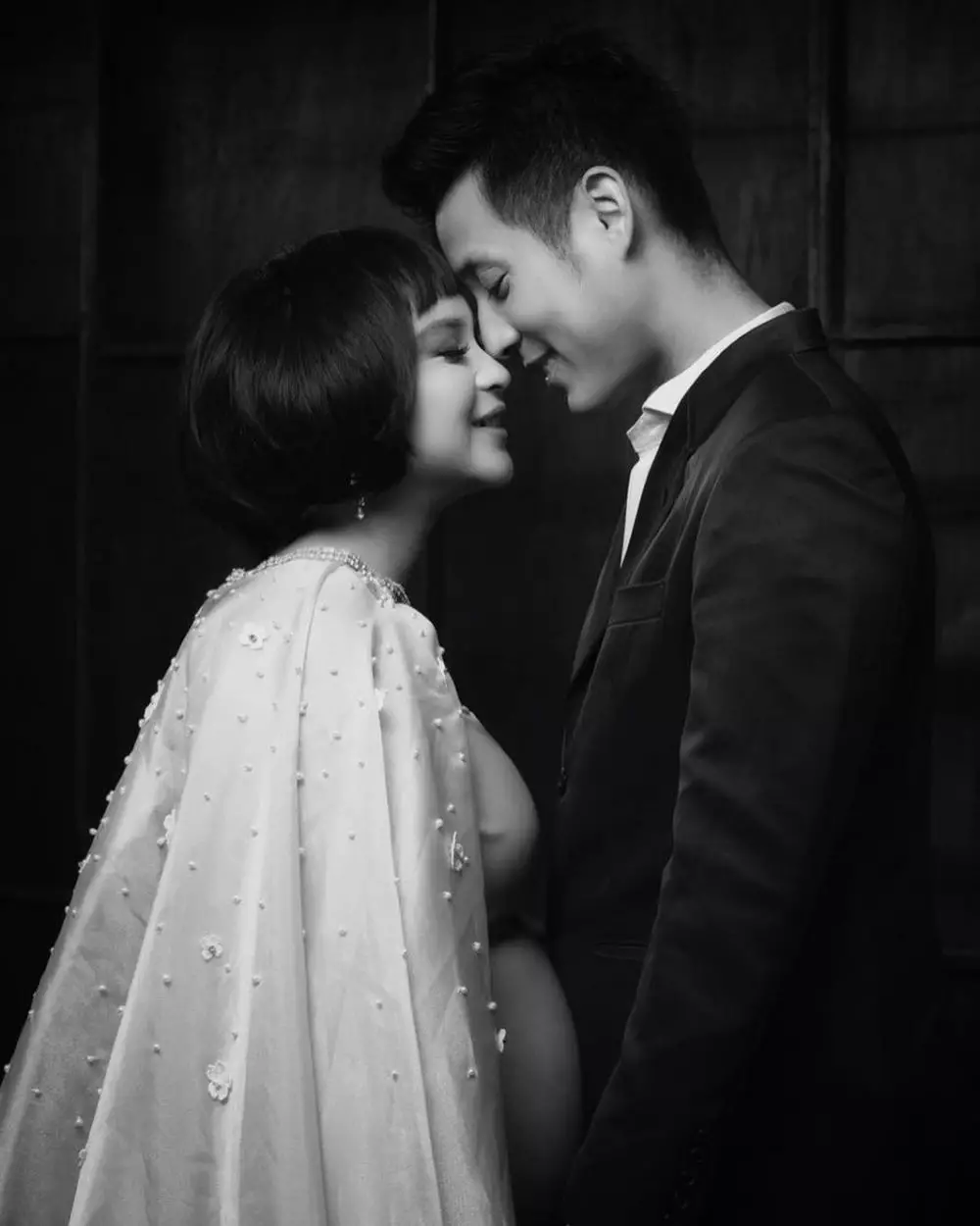 pemotretan 7 pasang seleb monokrom Instagram