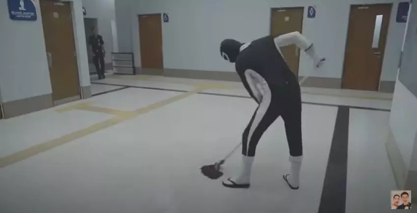 Potret aksi Baim Wong cosplay power rangers © 2020 brilio.net Potret aksi Baim Wong cosplay power rangers © 2020 brilio.net