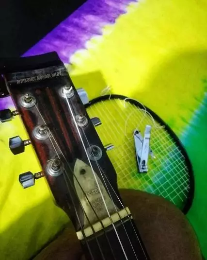 benda nggak pada tempatnya © 2020 instagram.com