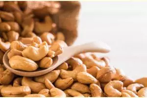 7 Manfaat kacang mete untuk kesehatan, melindungi jantung