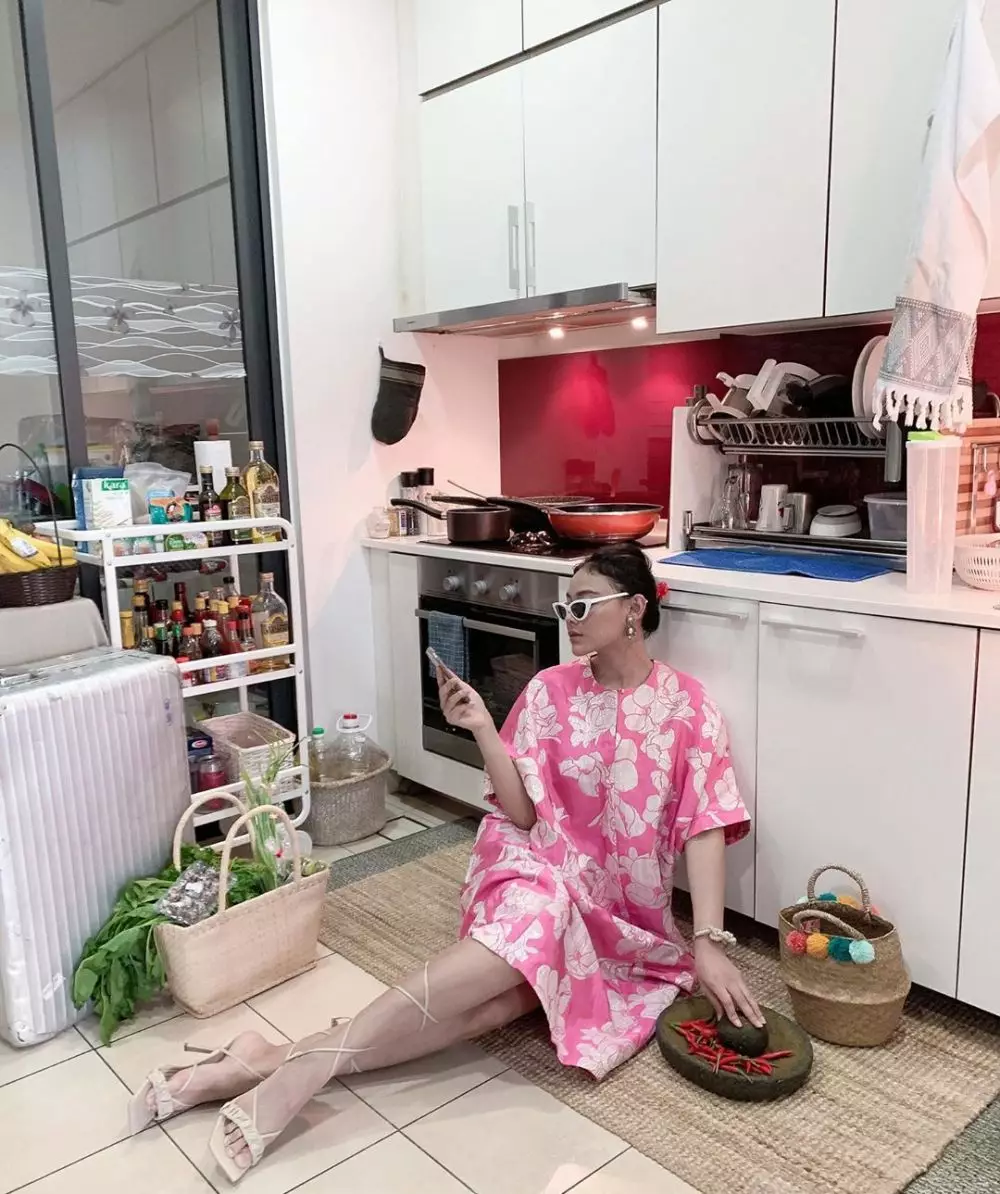 Penampakan apartemen Whulandary Herman Instagram Penampakan apartemen Whulandary Herman Instagram