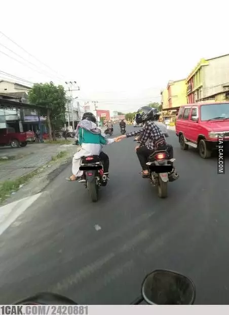 boncengan absurd berbagai sumber boncengan absurd berbagai sumber