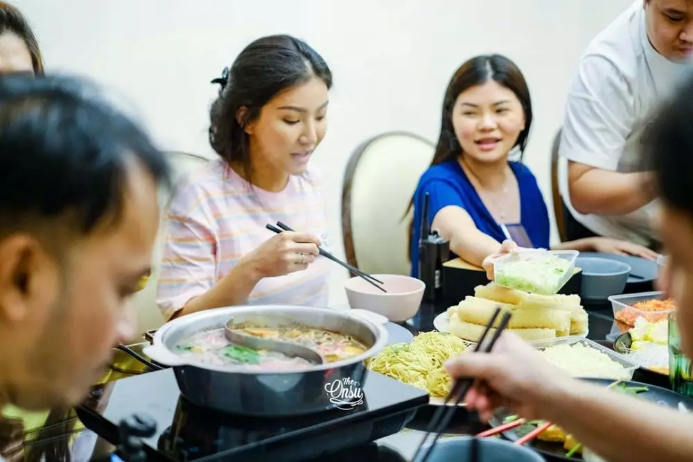 Ulang tahun ayah Sarwendah © 2020 brilio.net