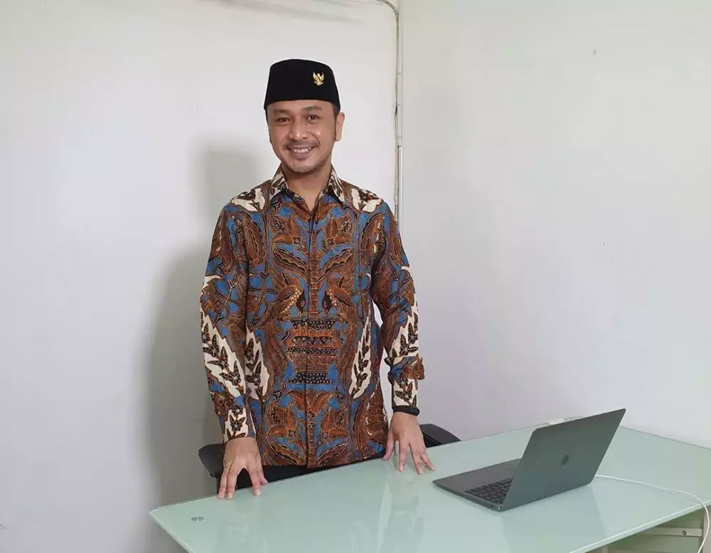 Viral baliho Giring maju pilpres 2024 Berbagai sumber Viral baliho Giring maju pilpres 2024 Berbagai sumber