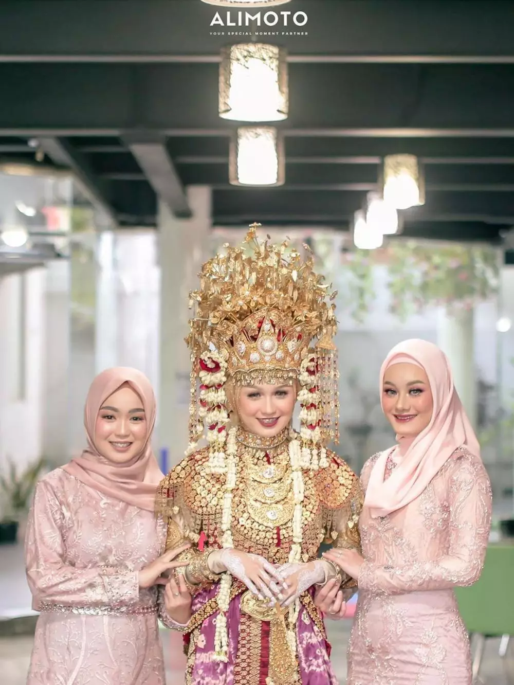 Potret Asri Kahfi sahabat Dinda Hauw © 2020 Instagram/@asrikasura Potret Asri Kahfi sahabat Dinda Hauw © 2020 Instagram/@asrikasura