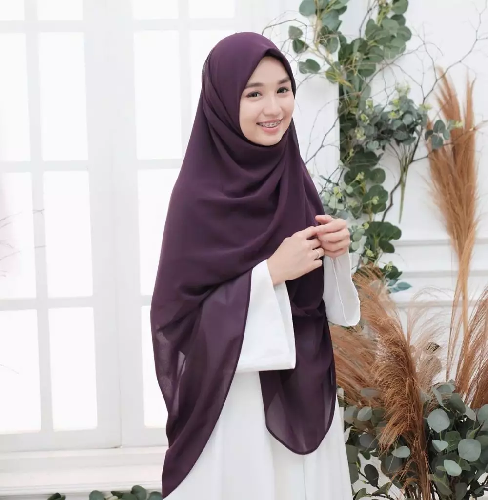 Potret Asri Kahfi sahabat Dinda Hauw © 2020 Instagram/@asrikasura Potret Asri Kahfi sahabat Dinda Hauw © 2020 Instagram/@asrikasura