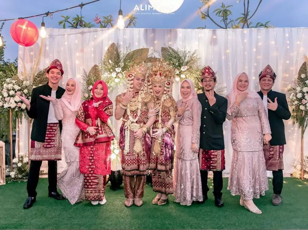 momen pernikahan kakak Dinda Hauw Instagram