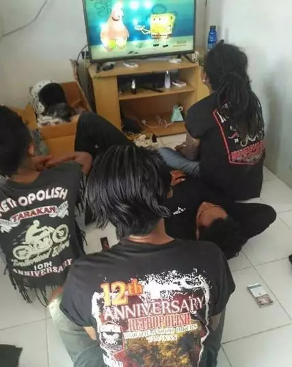 momen lucu bapak lagi kumpul © 2020 instagram.com