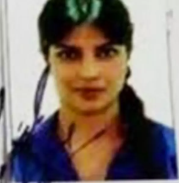 Pasfoto seleb Bollywood © 2020 brilio.net