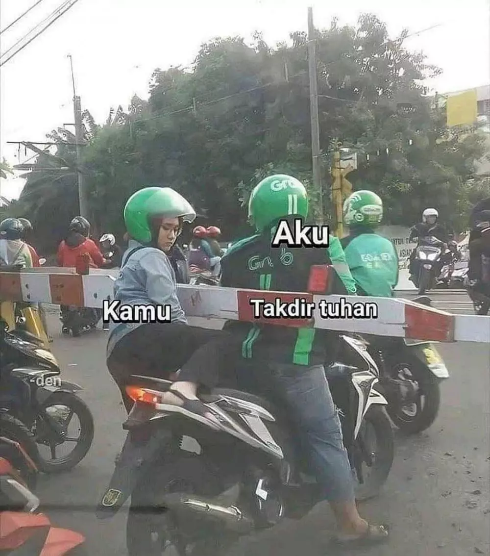 momen apes dibonceng motor © 2020 instagram.com momen apes dibonceng motor © 2020 instagram.com