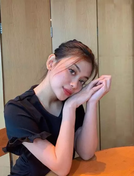 Pesona Callysta istri Reza Instagram/@c.cally19