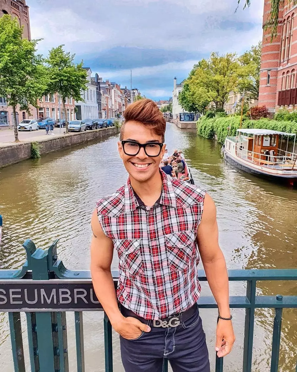 Potret lelaki 53 tahun fisik bak anak muda Instagram/@edsonsecrets Potret lelaki 53 tahun fisik bak anak muda Instagram/@edsonsecrets