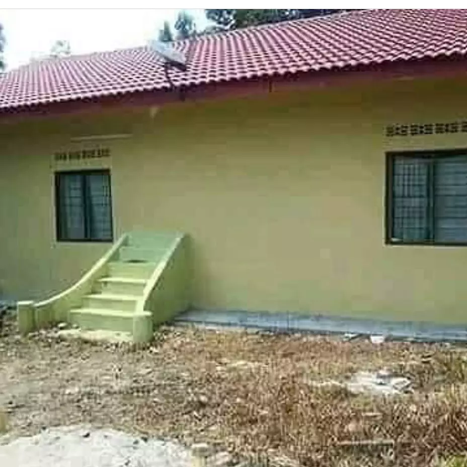 desain nyeleneh rumah kocak © 2020 instagram.com